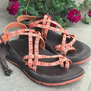 Chacos size 8